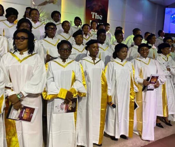 Choir Robes White and Gold Rental