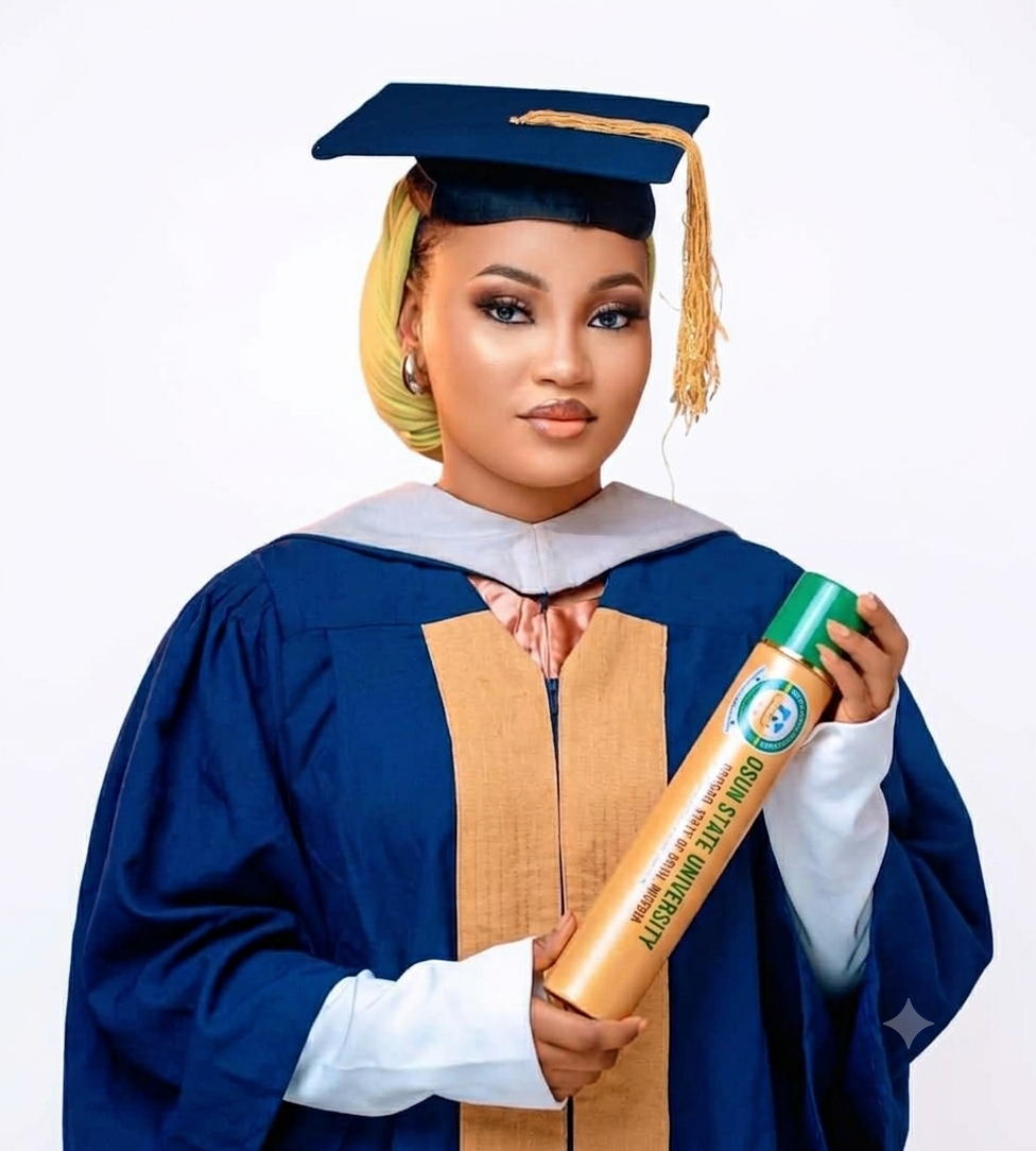 Production of UNIOSUN Convocation / Graduation Gown for Sale