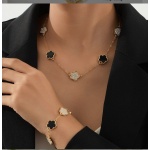 Star Designed Gold Chain jewelry Set s